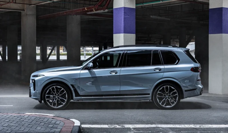 BMW X7 (M Body Kit ), Grey full