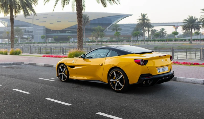 Ferrari Portofino, Yellow full